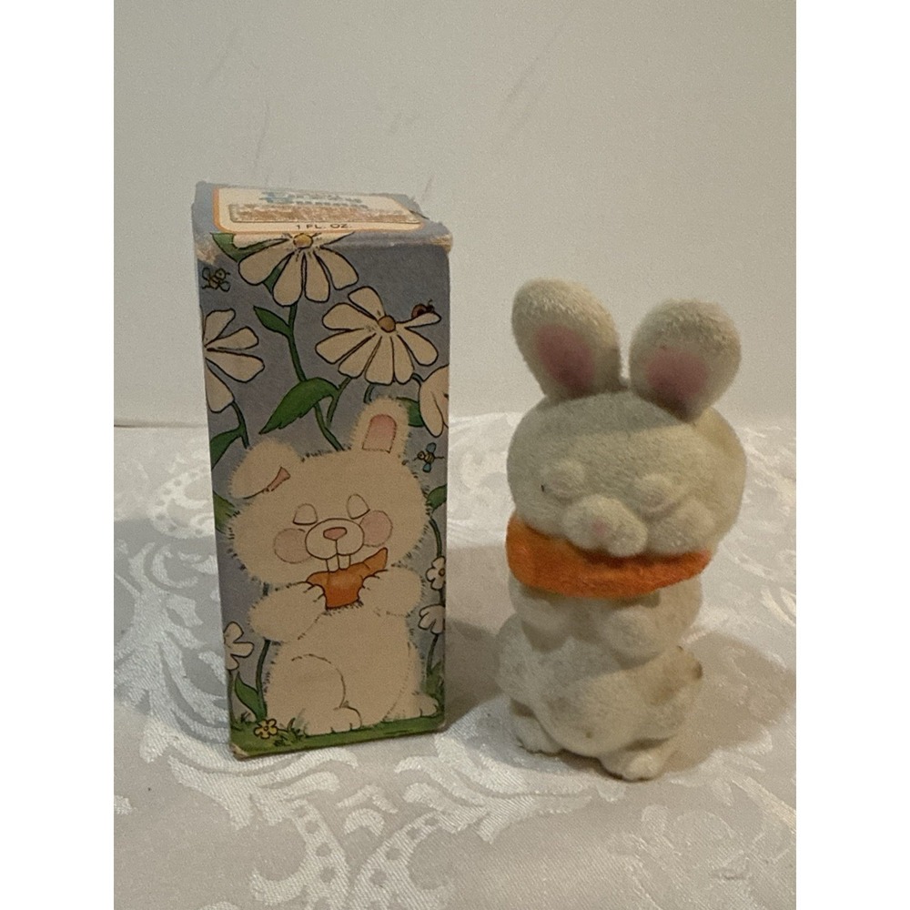 vintage‎ Avon Fuzzy Bunny Sweet Honesty perfume With Original Box